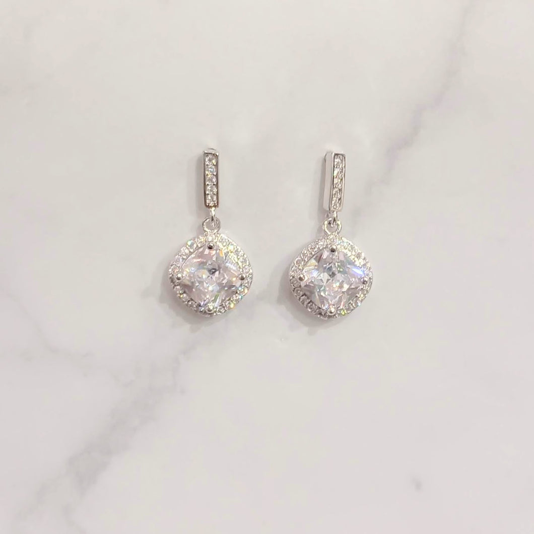 AP304 Aretes Plateados Pal Rombo