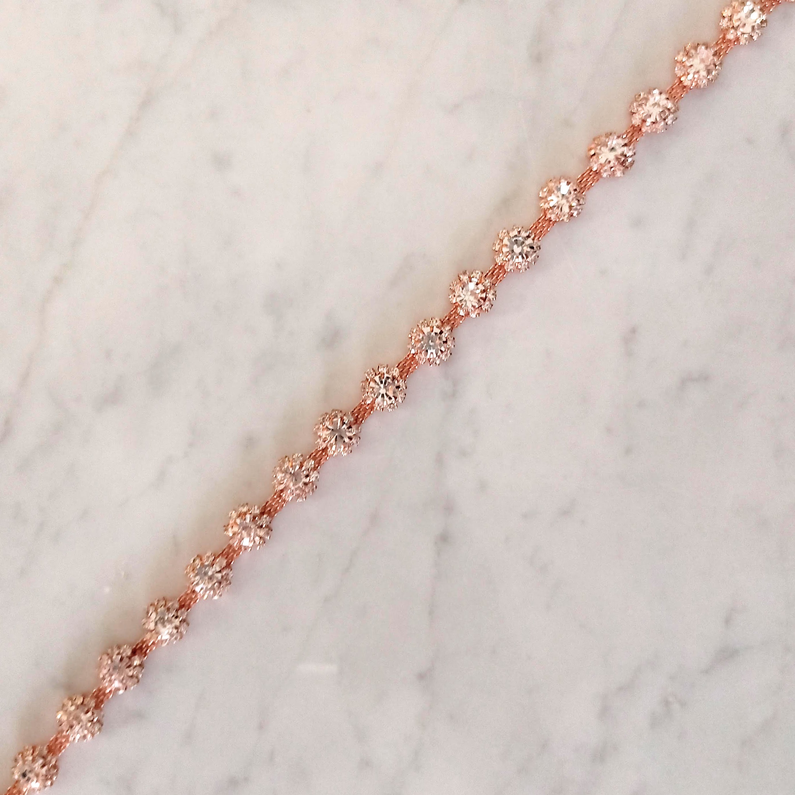 CRB224 CINTO ROSA LIST OFFWHITE DE CADENA CON FLORECITAS