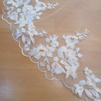 HUNGRIA Velo Ivory 3.5 mts con detalles Champagne