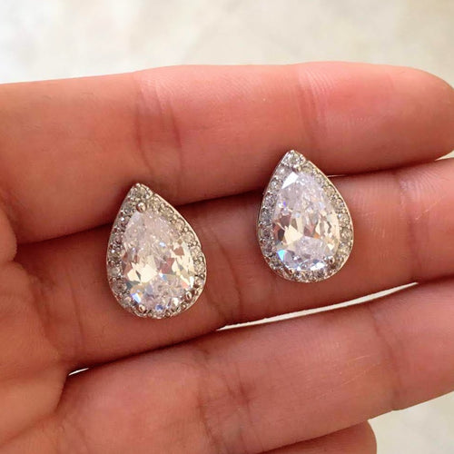 AP179 ARETES PLATA SOLO GOTA