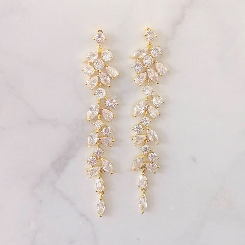 AD923 ARETES DORADOS XL